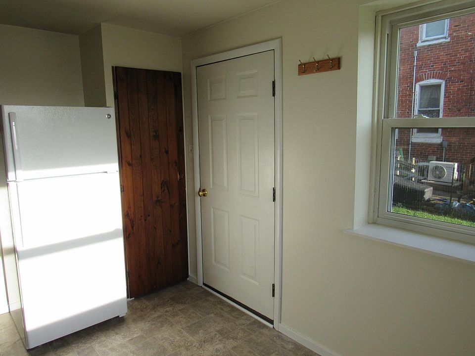 Kitchen with private side entrance