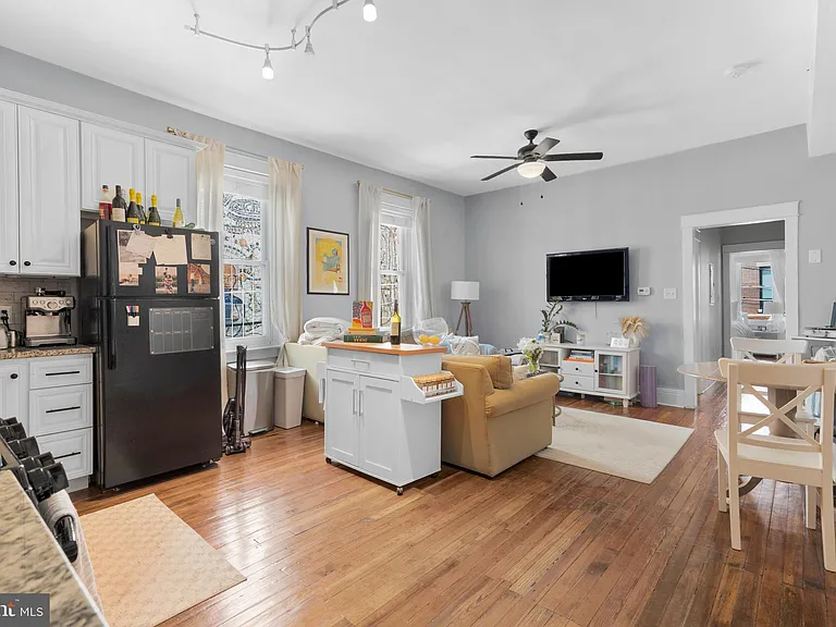 508 Bainbridge St #2 — Photo 1