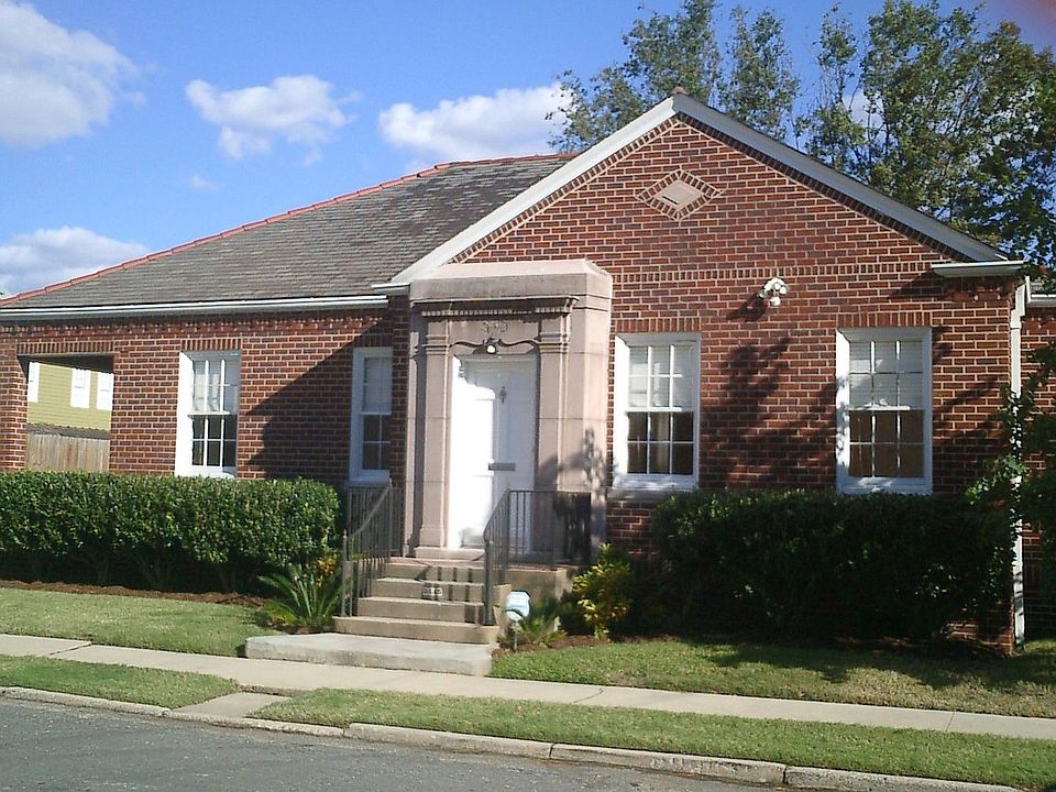 Impressive Brick Traditional on Double Lot