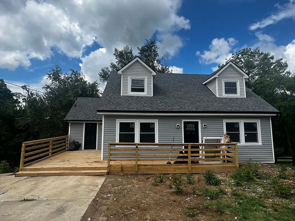 1st image of 938 Mule Shed Ln