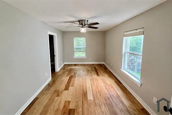 1 bed, 698 sqft, $1,300 — Photo 4