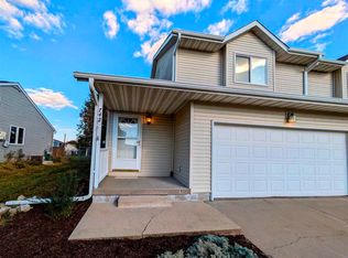 742 Hodge St, North Liberty, IA 52317