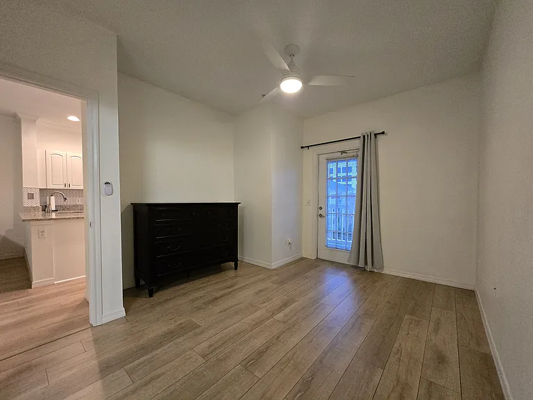 796 N Orange Ave #402 — Photo 10