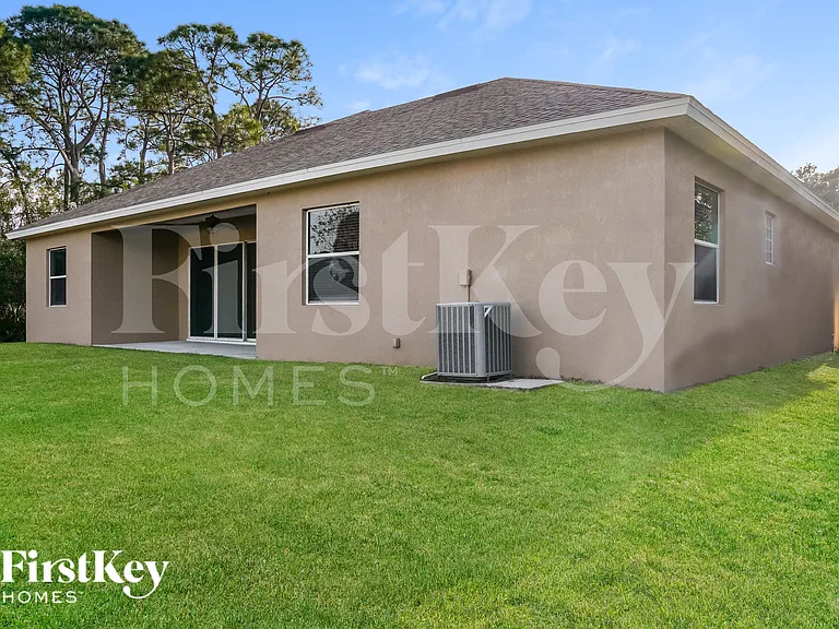 2655 Palomar Ave SE — Photo 18