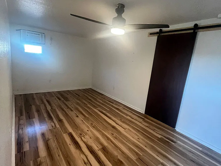 501 Westwood Dr — Photo 11