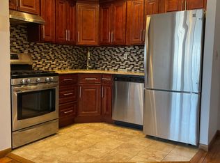 71-09 Juniper Valley Rd, Middle Village, NY 11379