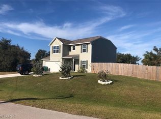 1909 NE 34th Lane Cpe, Coral, FL 33909