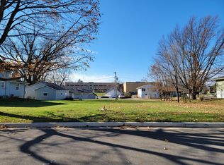 135 1st Ave SE, Harmony, MN 55939