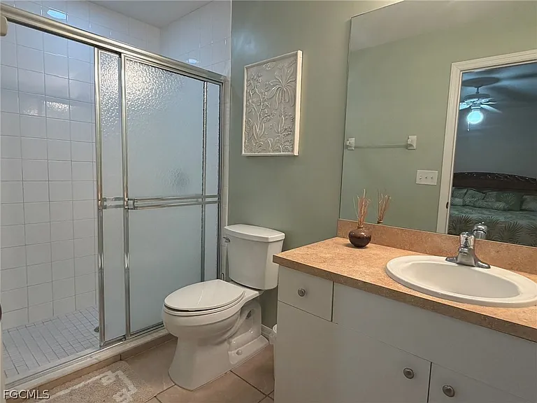 3732 NE 12th Pl — Photo 24
