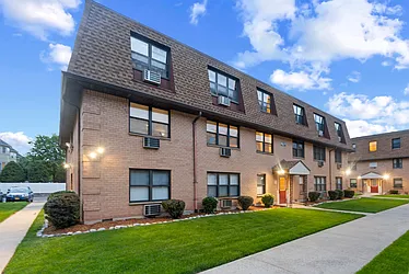 29 North End Drive