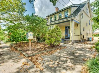 5837 Ferree St, Pittsburgh, PA 15217