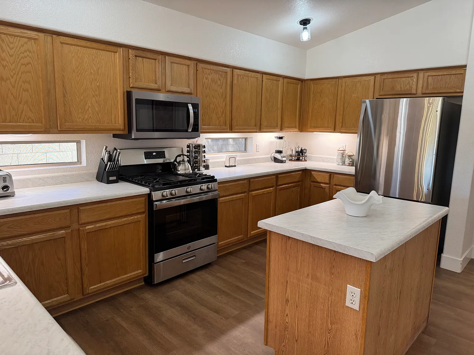 N San Benito Dr, Gilbert — Photo 3