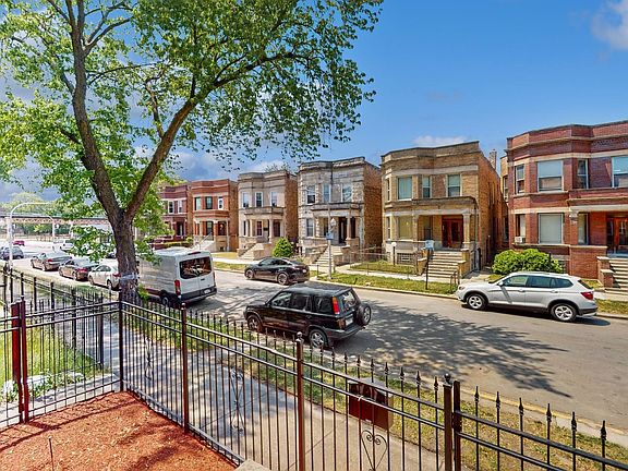 3rd image of 6227 S Langley Ave #1