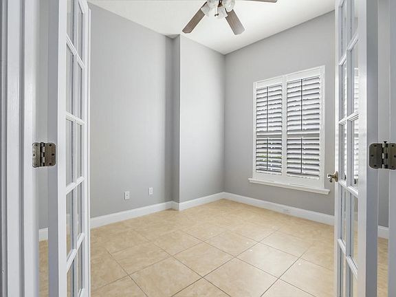 5th image of 2338 W Clovelly Ln