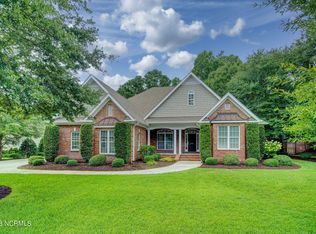 608 Blue Point Dr, Wilmington, NC 28411