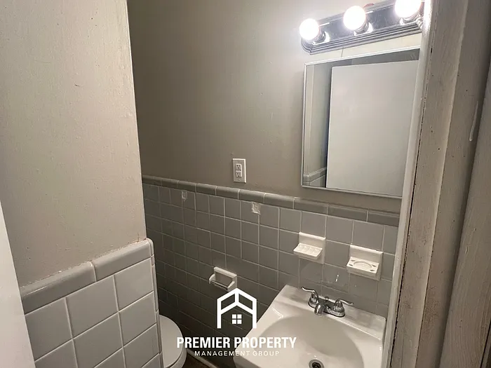 1412 Highland Ave SE #A — Photo 10