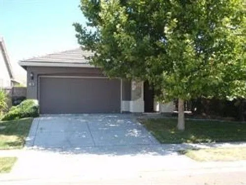 5868 Bridgecross Dr photo 1
