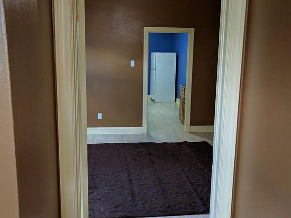 4th image of 527 3rd Ave