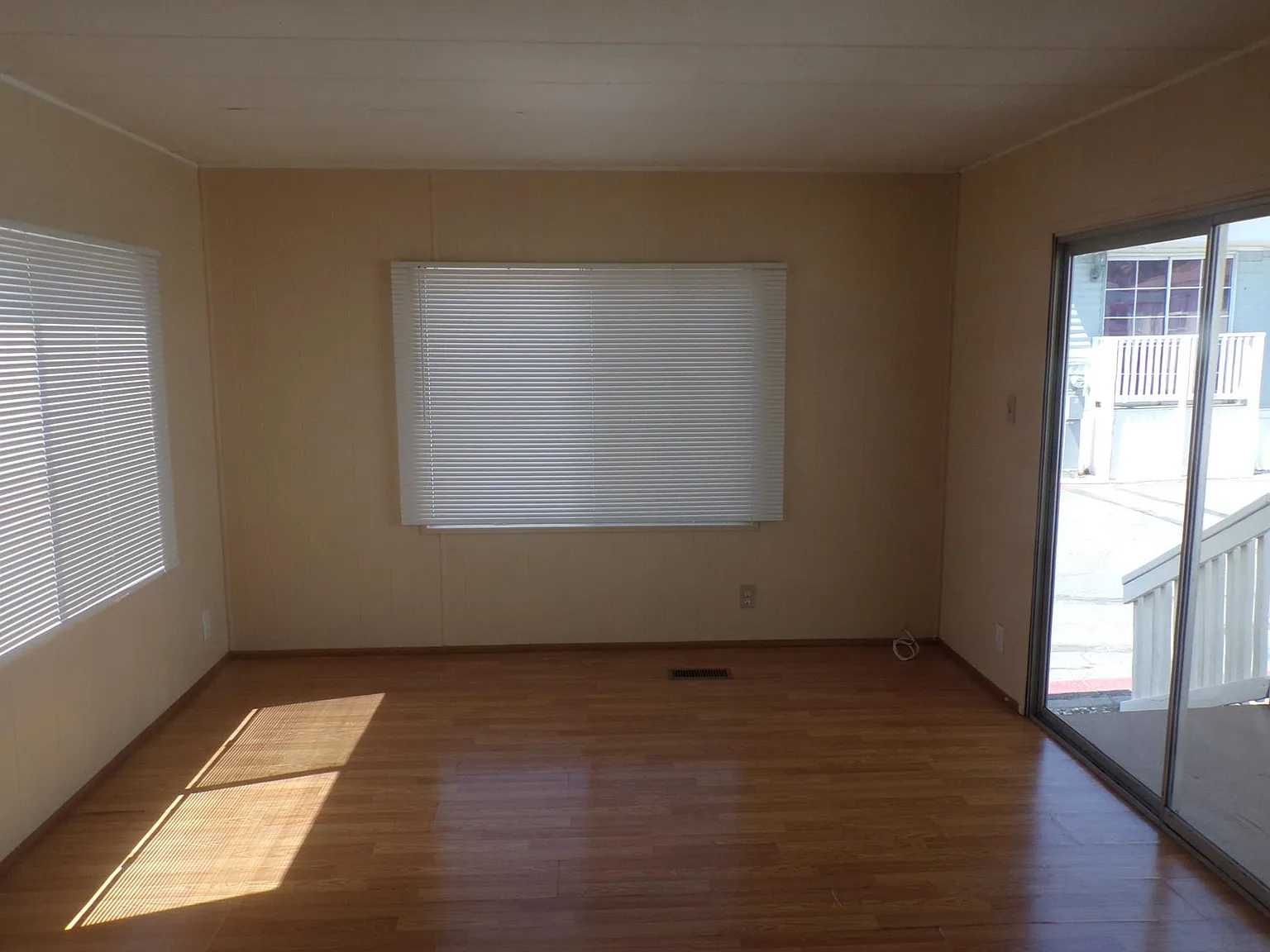 1 bed, 444 sqft, $1,395 — Photo 3