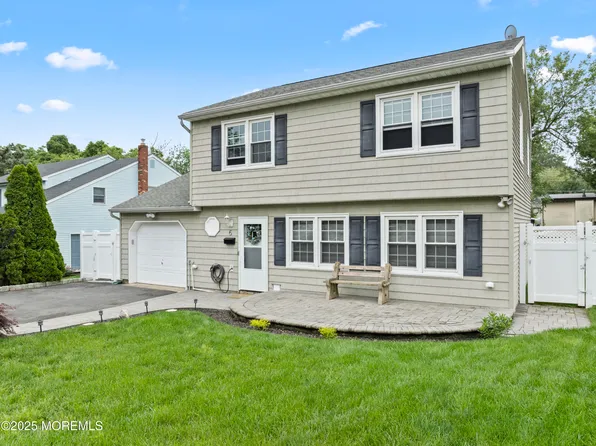 6 Convent Court, Hazlet, NJ 07730