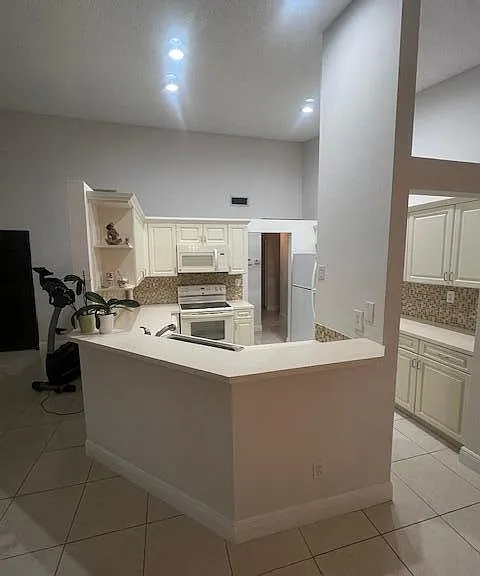 10101 Costa Del Sol Blvd #G-56 — Photo 9