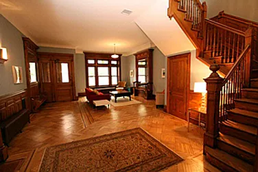 Sold by Warren Lewis Realty