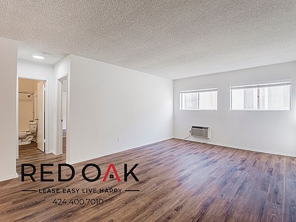 5th image of 1539 N Alexandria Ave APT 209