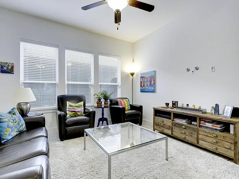 4136 Berkman Dr — Photo 9