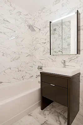 Sold by Nest Seekers International | media 3