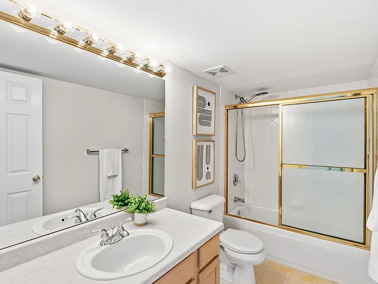 5330 Roundup Dr — Photo 30