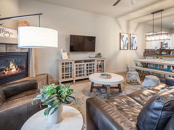 4th image of 1839 W Canyon View Dr #103