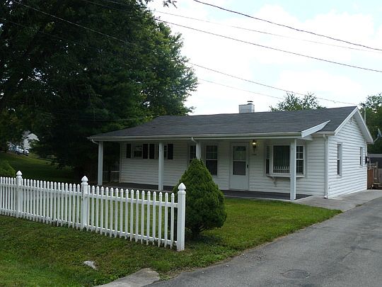 1st image of 1216 Lynwood St