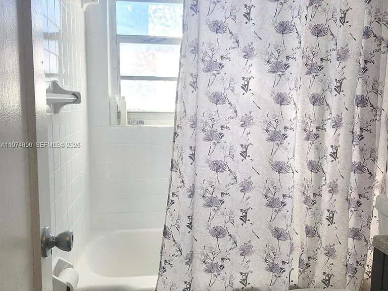 11220 NE 11th Pl #11220 — Photo 19