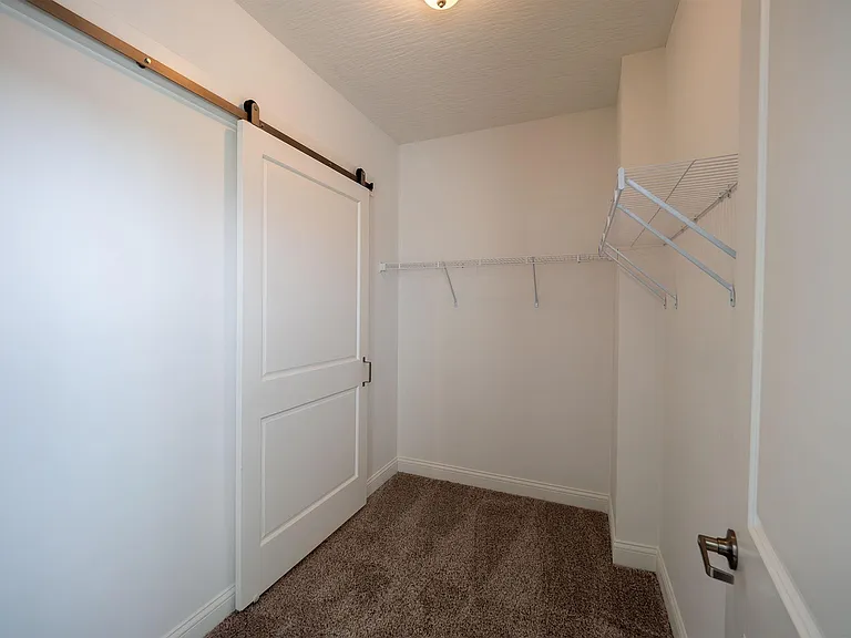 Makley Place — Photo 21