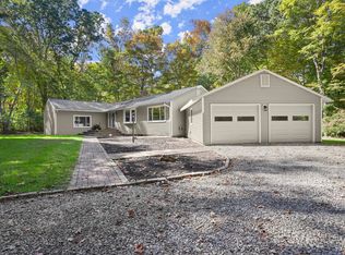 551 Green Hill Rd, Madison, CT 06443