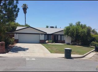 5805 Shandon Ln, Bakersfield, CA 93306