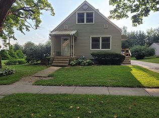 610 14th St, Rochelle, IL 61068