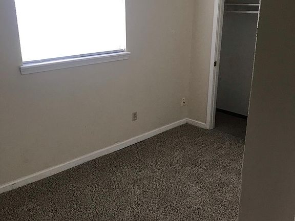3rd image of 4926 NW Ozmun Ave