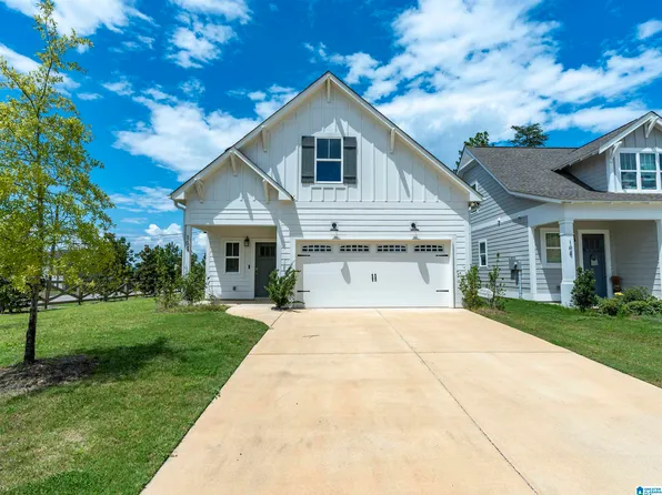 104 Huntley Ridge Dr, Pelham, AL 35124