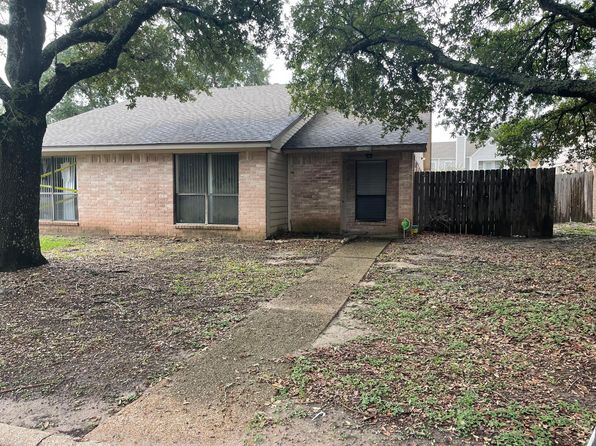 2528 Hickory Dr