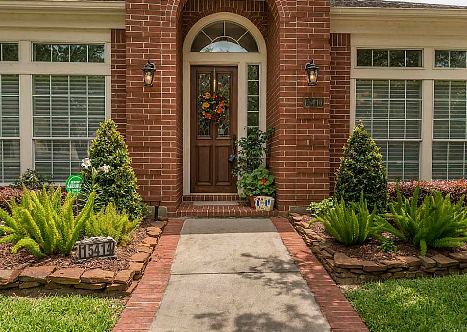 1st image of 15414 Rocky Oak Ct