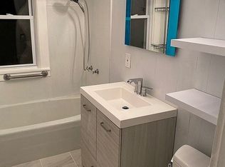 201 University Ave, Lowell, MA 01854