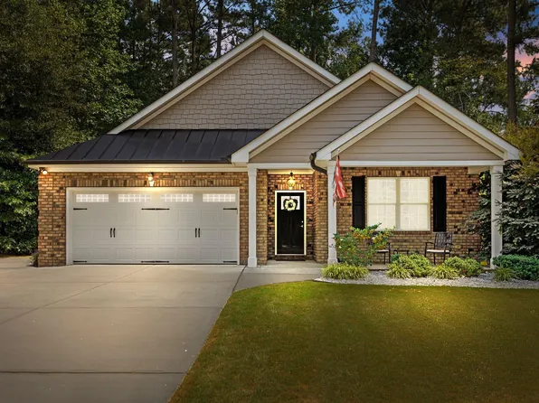 1307 Pineview Dr, Garner, NC 27529