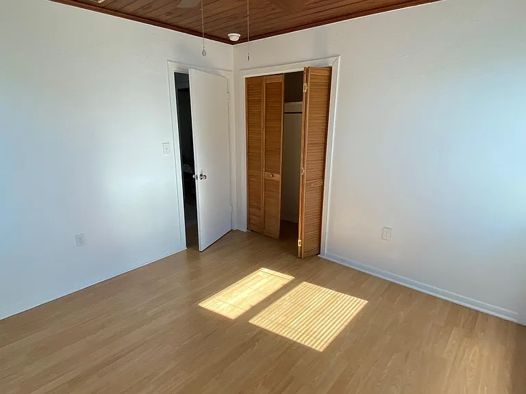 Bedroom 2 entrance and closet