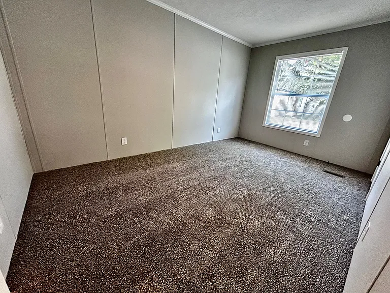 Hickory Knoll — Photo 151