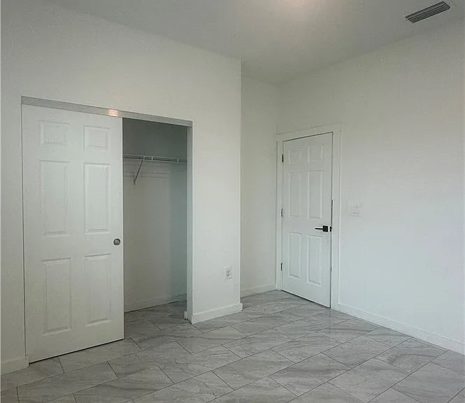 4734 22nd St SW — Photo 3