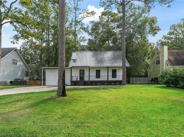 821 Willow Oak Ln, Mandeville, LA 70471