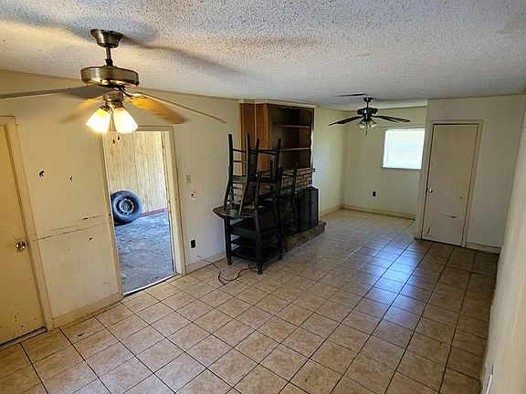 4th image of 805 Burton Ave