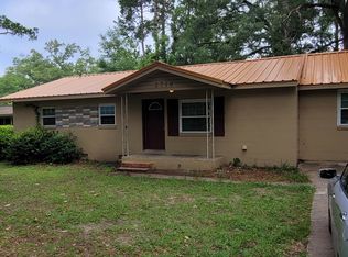 2710 McElroy St, Tallahassee, FL 32310