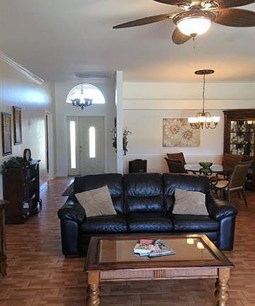 4th image of 9791 Sassafras Ct